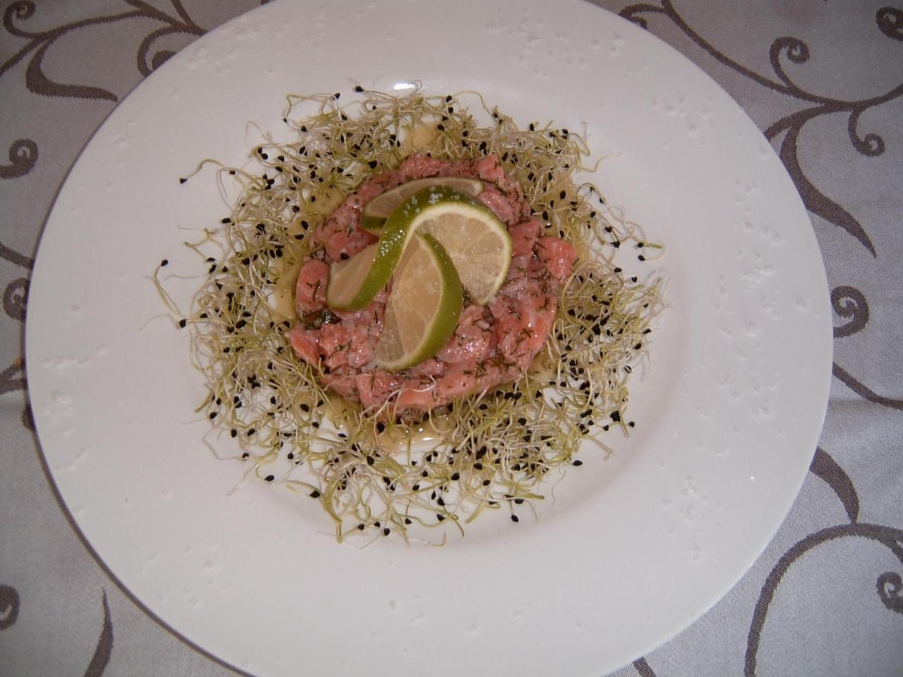 Sainte-Gauburge-Sainte-Colombe Hotel De La Gare מראה חיצוני תמונה